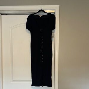 Velvet Torch Navy Sheath Midi Dress Short Sleeve Crew Neck